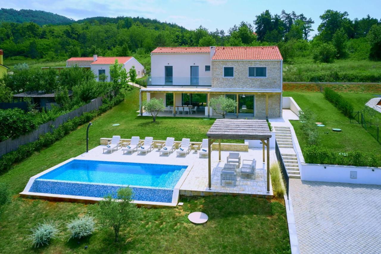 Motovun Villas Exterior photo