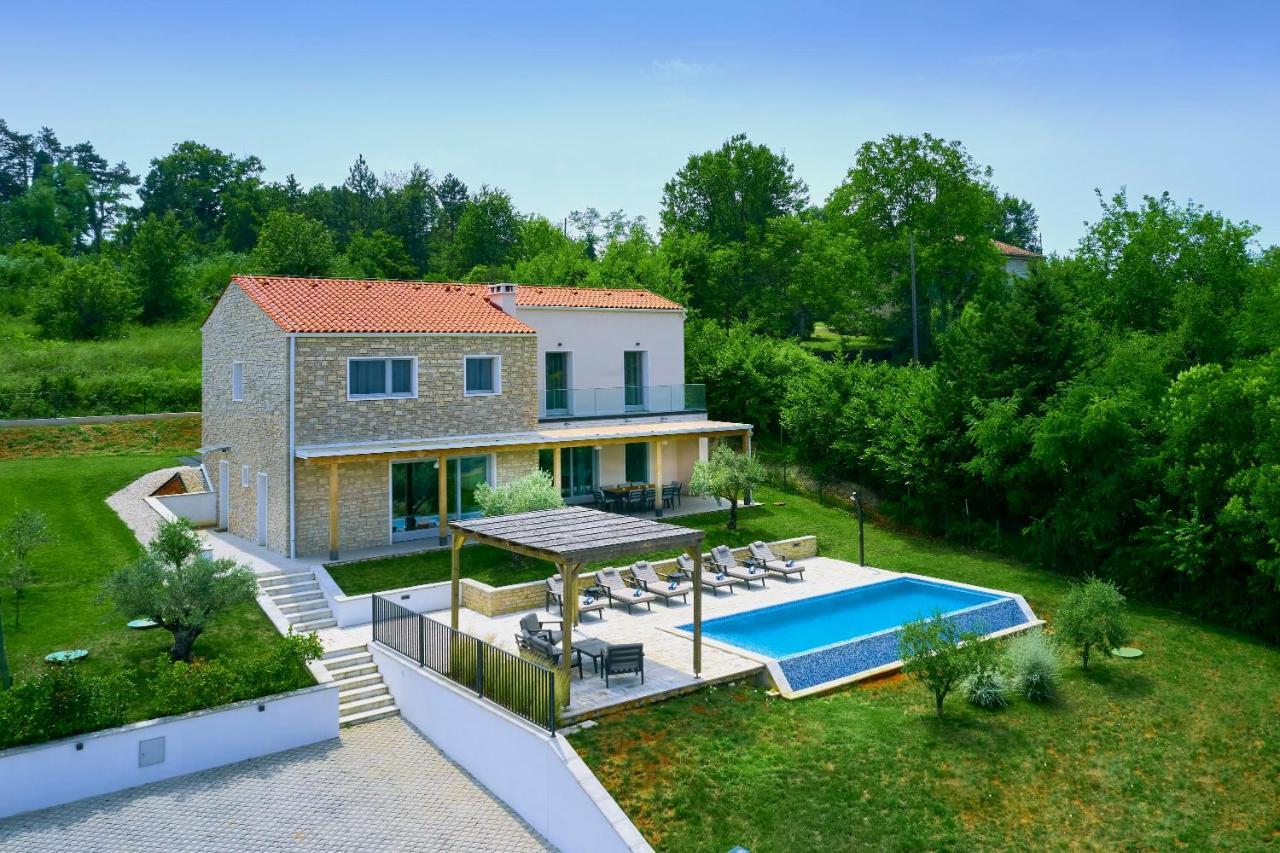 Motovun Villas Exterior photo