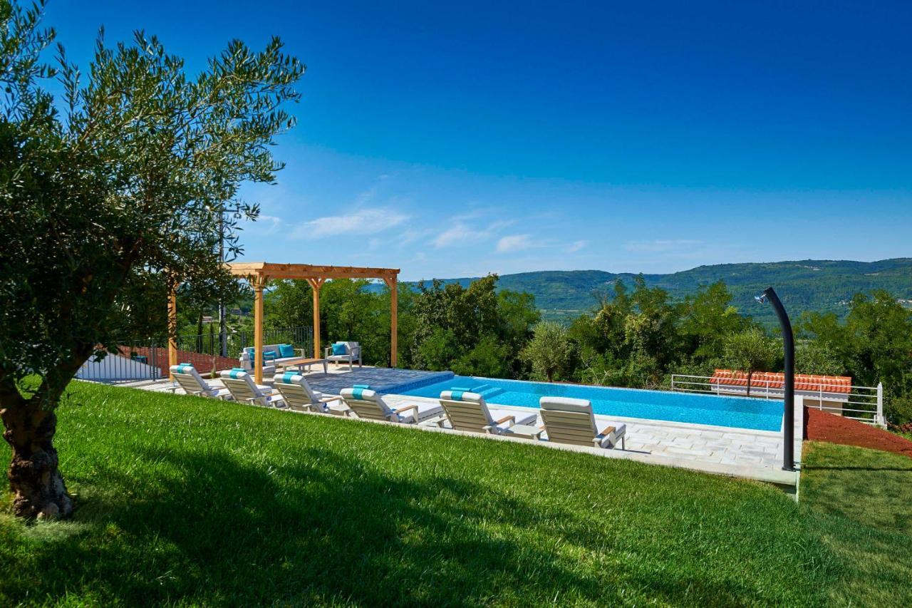 Motovun Villas Exterior photo