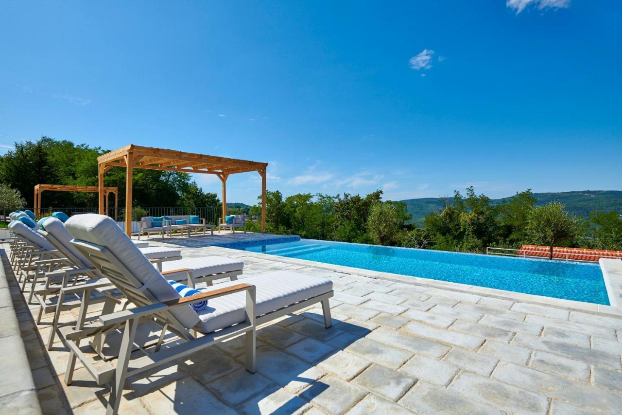 Motovun Villas Exterior photo
