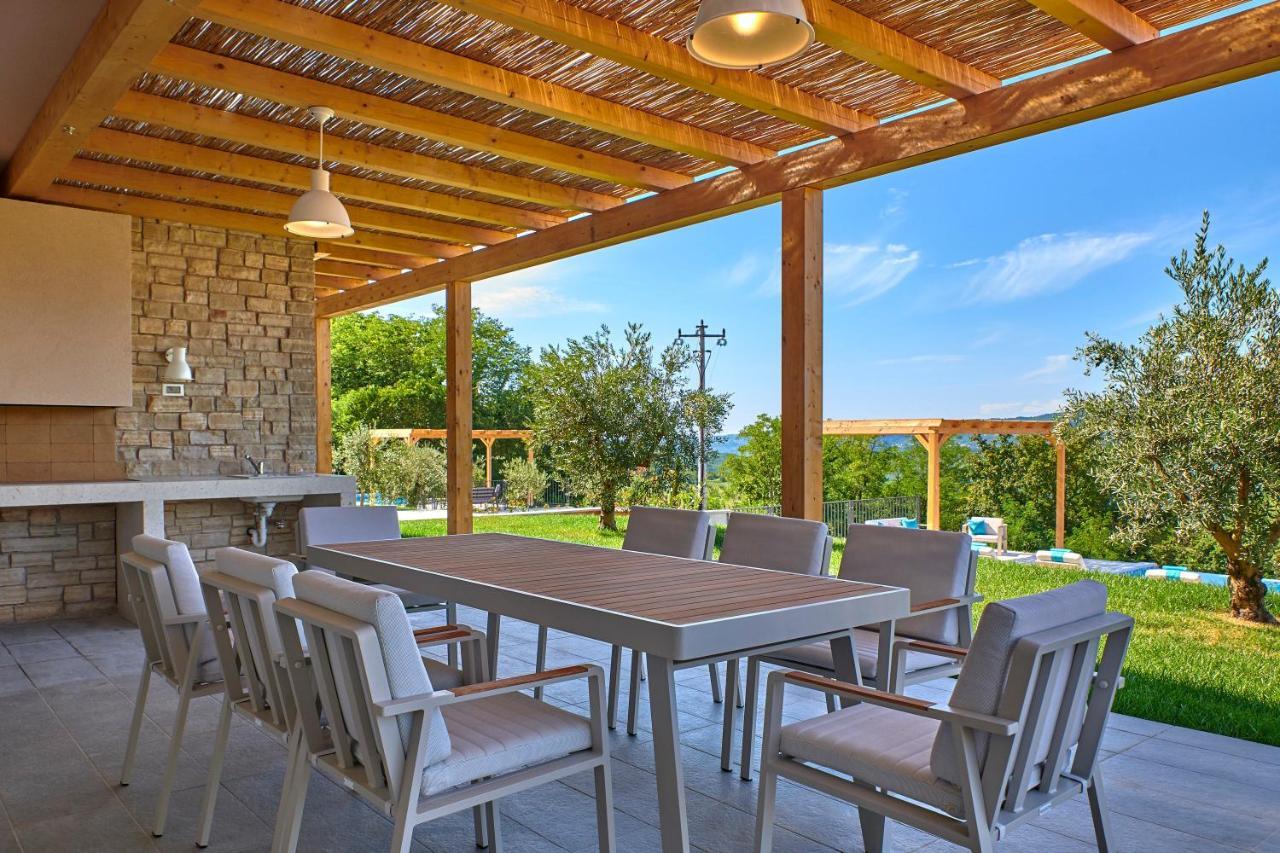 Motovun Villas Exterior photo